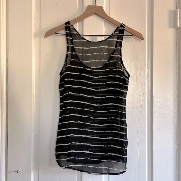 Sheer Old Navy Black White Striped Flow Tank Size XS - Picture 1 of 3